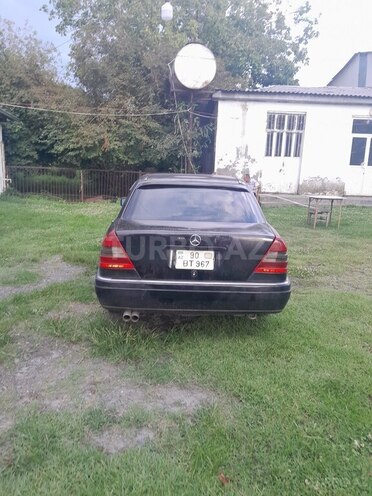 Mercedes C 220 1995, 282,600 km - 2.2 l - Zaqatala