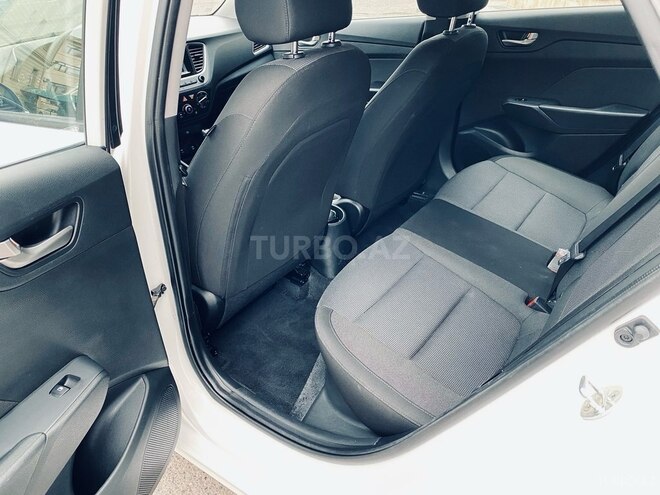 Hyundai Accent 2021, 75,000 km - 1.6 l - Bakı