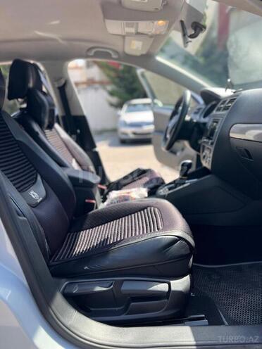 Volkswagen Jetta 2017, 133,000 km - 1.4 l - Bakı