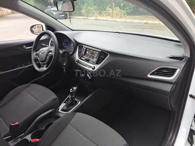 Hyundai Accent 2019, 168,000 km - 1.6 л - Bakı