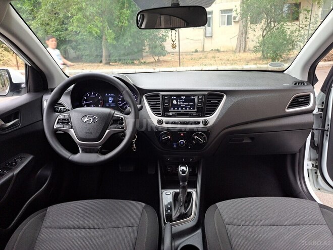 Hyundai Accent 2019, 168,000 km - 1.6 л - Bakı