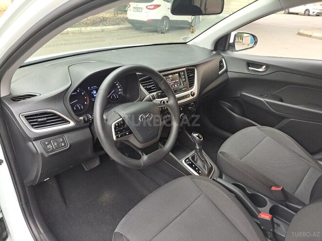Hyundai Accent 2019, 168,000 km - 1.6 л - Bakı