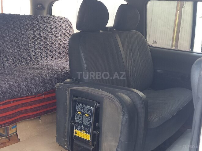 Hyundai H-1 2005, 696,272 km - 2.5 l - İmişli