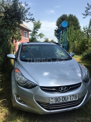 Hyundai Elantra 2013, 210,824 km - 1.8 l - Astara