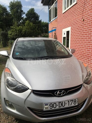 Hyundai Elantra 2013, 210,824 km - 1.8 l - Astara