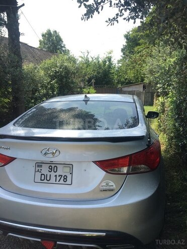 Hyundai Elantra 2013, 210,824 km - 1.8 l - Astara