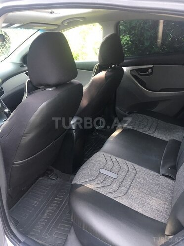 Hyundai Elantra 2013, 210,824 km - 1.8 l - Astara