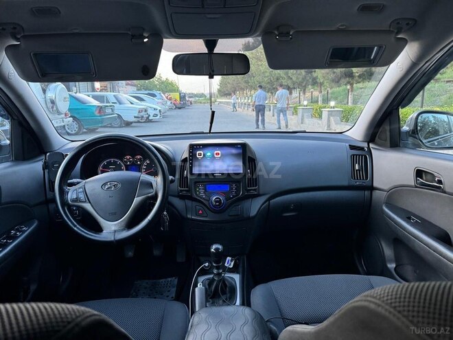 Hyundai i30 2008, 261,000 km - 2.0 l - Bakı