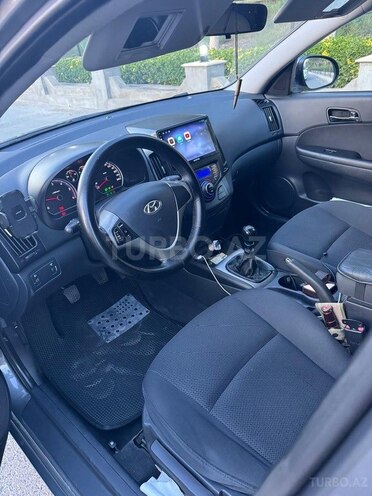 Hyundai i30 2008, 261,000 km - 2.0 l - Bakı