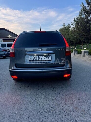 Hyundai i30 2008, 261,000 km - 2.0 l - Bakı