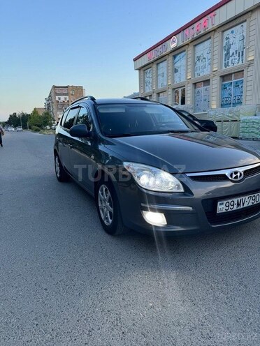 Hyundai i30 2008, 261,000 km - 2.0 l - Bakı