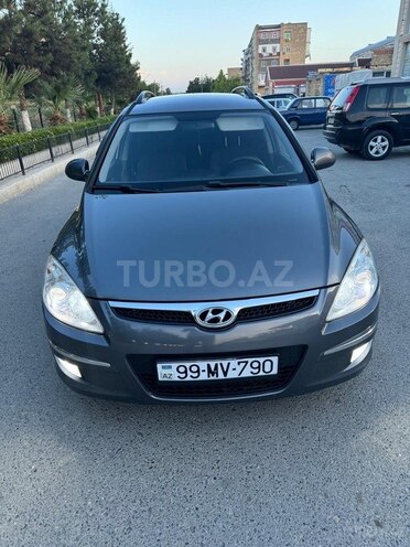 Hyundai i30 2008, 261,000 km - 2.0 l - Bakı
