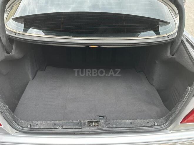 Mercedes E 270 2001, 375,000 km - 2.7 l - Bakı
