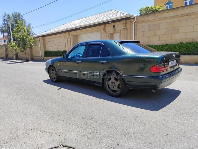Mercedes E 230 1996, 420,000 km - 2.3 l - Sumqayıt