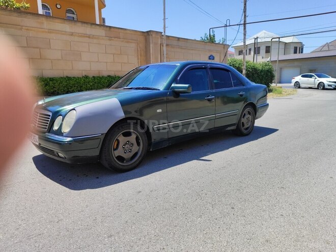 Mercedes E 230 1996, 420,000 km - 2.3 l - Sumqayıt