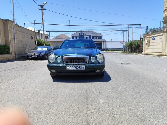Mercedes E 230 1996, 420,000 km - 2.3 l - Sumqayıt