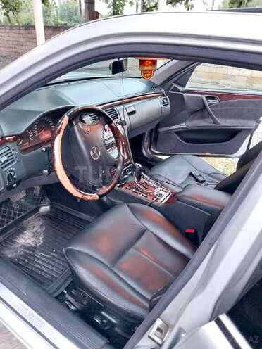 Mercedes E 270 1999, 261,200 km - 2.7 l - Sabirabad