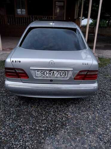Mercedes E 270 1999, 261,200 km - 2.7 l - Sabirabad