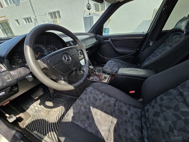 Mercedes C 240 1999, 294,495 km - 2.4 л - Göyçay