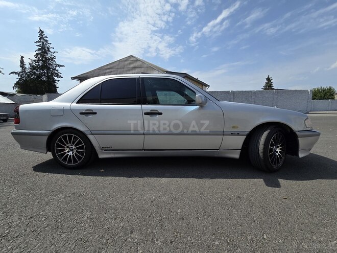 Mercedes C 240 1999, 294,495 km - 2.4 л - Göyçay