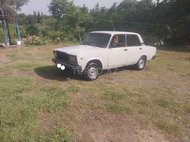 LADA (VAZ) 2107 1983, 65,000 km - 1.5 l - Astara