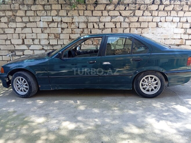 BMW 318 1993, 212,000 km - 1.8 l - Ağcabədi