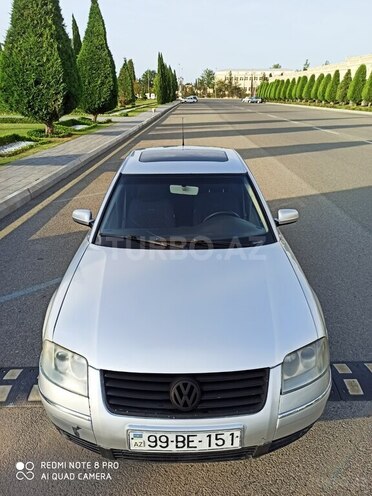 Volkswagen Passat 2001, 200,000 km - 1.8 л - Gəncə