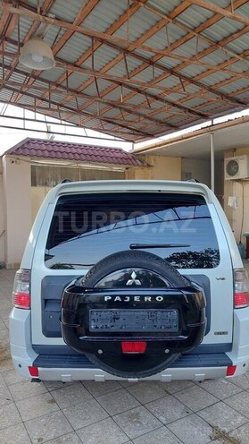 Mitsubishi Pajero 2007, 258,000 km - 3.0 л - Bakı