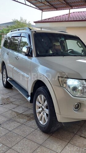 Mitsubishi Pajero 2007, 258,000 km - 3.0 л - Bakı