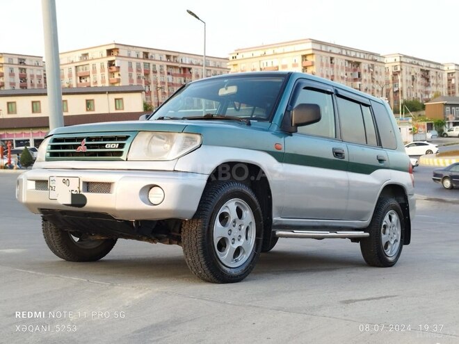 Mitsubishi Pajero io 1999, 240,000 km - 2.0 l - Bakı
