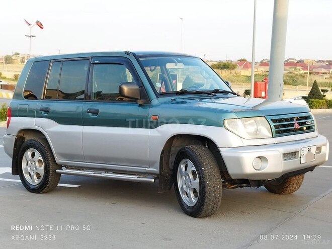 Mitsubishi Pajero io 1999, 240,000 km - 2.0 l - Bakı
