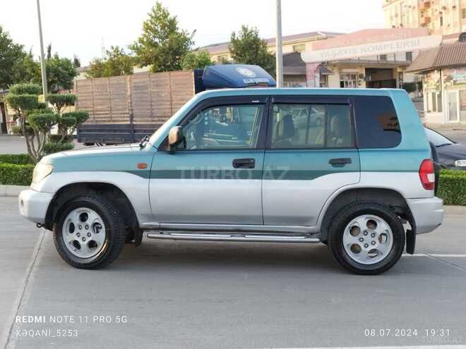 Mitsubishi Pajero io 1999, 240,000 km - 2.0 l - Bakı
