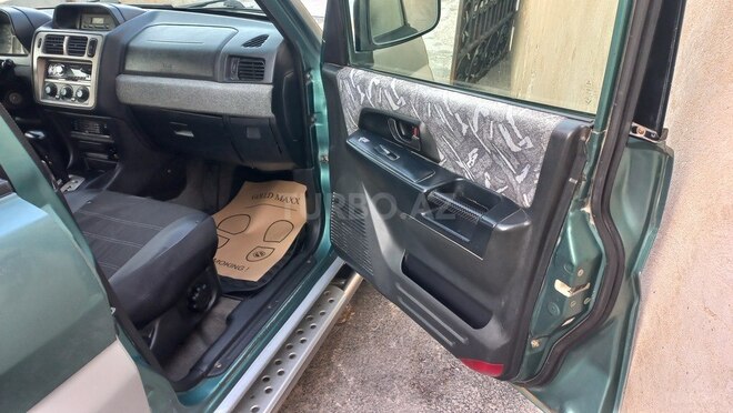 Mitsubishi Pajero io 1999, 240,000 km - 2.0 l - Bakı