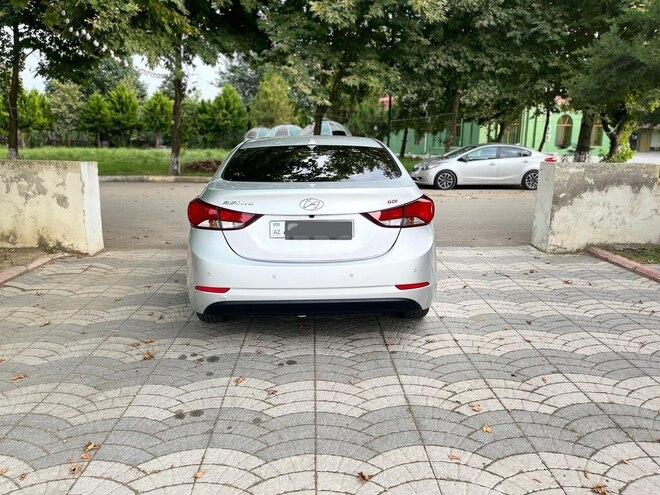 Hyundai Avante 2015, 96,520 km - 1.6 l - Masallı
