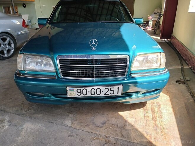 Mercedes C 240 1998, 255,000 km - 2.4 л - Tovuz