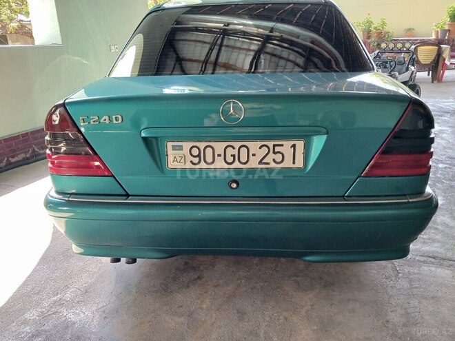 Mercedes C 240 1998, 255,000 km - 2.4 л - Tovuz