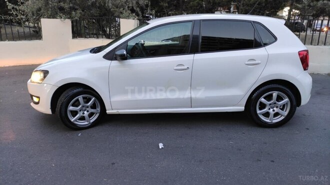 Volkswagen Polo 2010, 197,000 km - 1.4 l - Bakı