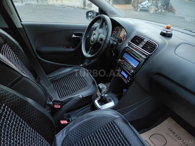 Volkswagen Polo 2010, 197,000 km - 1.4 l - Bakı