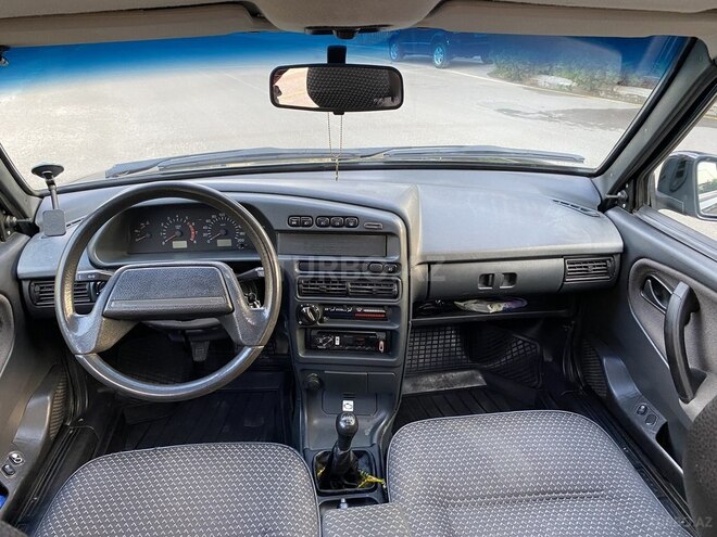 LADA (VAZ) 2115 2009, 272,219 km - 1.6 л - Salyan