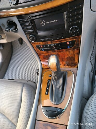 Mercedes E 320 2002, 242,122 km - 3.2 л - Bakı