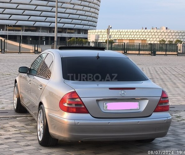 Mercedes E 320 2002, 242,122 km - 3.2 л - Bakı