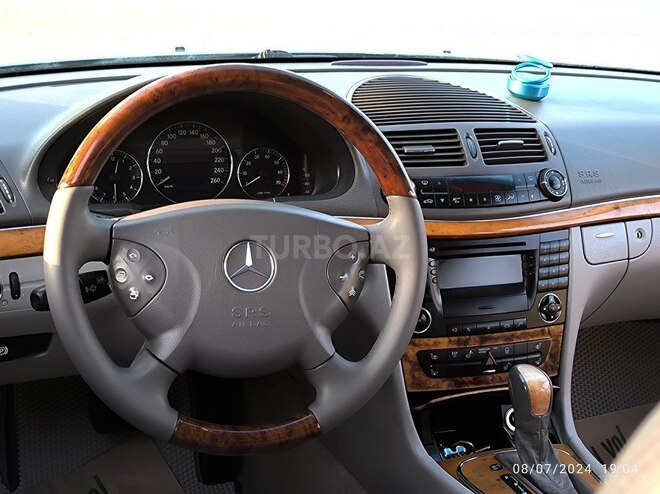 Mercedes E 320 2002, 242,122 km - 3.2 л - Bakı