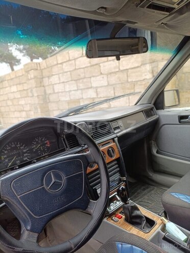 Mercedes 190 1993, 300,000 km - 2.0 l - Bakı