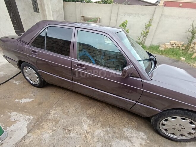 Mercedes 190 1993, 300,000 km - 2.0 l - Bakı