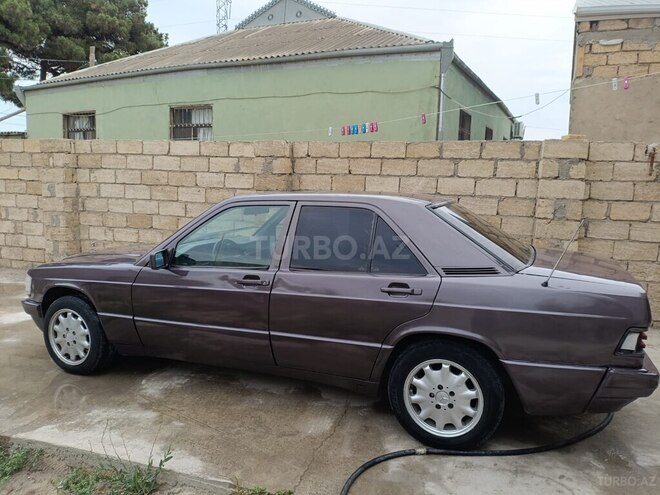 Mercedes 190 1993, 300,000 km - 2.0 l - Bakı