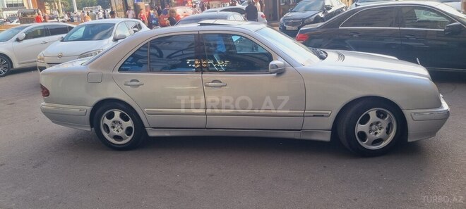 Mercedes E 270 2001, 480,000 km - 2.7 l - Bakı