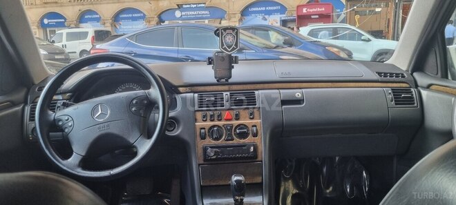 Mercedes E 270 2001, 480,000 km - 2.7 l - Bakı