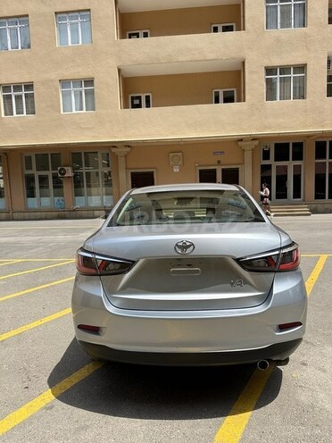 Toyota Yaris iA 2018, 87,000 km - 1.5 л - Bakı