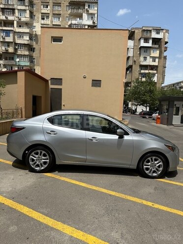 Toyota Yaris iA 2018, 87,000 km - 1.5 л - Bakı
