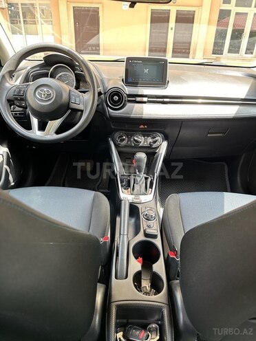 Toyota Yaris iA 2018, 87,000 km - 1.5 л - Bakı